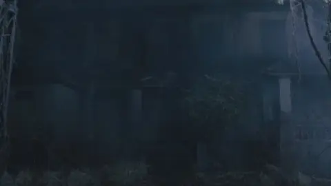 Out.Of.Time.2023.1080p.WEB-DL.5.1.ESub.x264-HDHub4u.Tv.mkv.0002.th.jpg