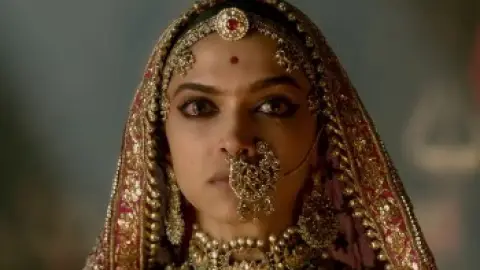 Padmaavat.2018.02_29_10_04.th.jpg