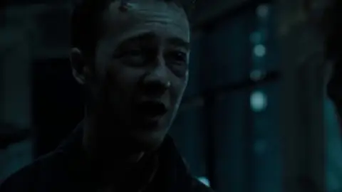 Fight-Club-1999-02_15_10_05.th.jpg