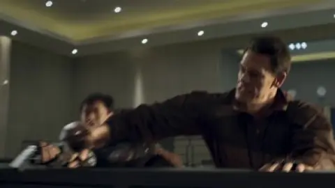 Hidden.Strike.2023.1080p.English.WEB-DL.5.1.ESub.x264-HDHub4u.Tv.mkv.0007.md.jpg