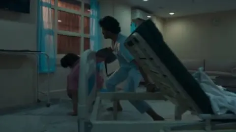 Dharavi.Bank.S01E03.720p.WEB-DL.AAC.2.0.ESub.x264-HDHub4u.Tv.mkv.0001.th.jpg