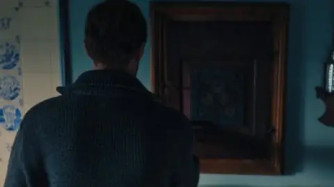 Sebastian.Fitzeks.Therapy.S01E05.1080p.HEVC.WEB-DL.Hindi.5.1-English.5.1.x265-HDHub4u.Tv.mkv.0006.th.jpg