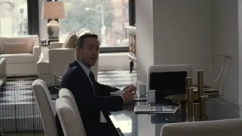 Succession.S01E04.720p.BluRay.Hindi.ORG-English.ESub.x264-HDHub4u.Tv.mkv.0000.th.jpg