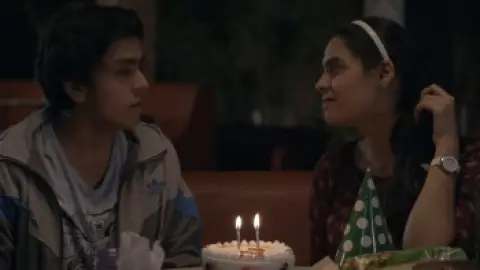 Hostel.Daze.S01.E04.Hindi.1080p.WEB-DL.5.1.ESub.x264-HDHub4u.Tv.mkv.0006.th.jpg