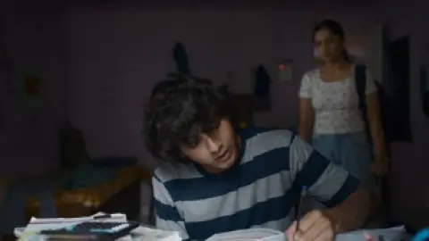 Half.CA.S01E03.1080p.WEB-DL.AAC.2.0.ESub.x264-HDHub4u.Tv.mkv.0001.th.jpg