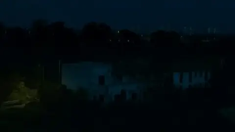 My.Name.Is.Vendetta.2022.1080p.WEB-DL.Hindi.English.AAC.5.1.ESub.x264-HDHub4u.Tv.mkv.0003.th.jpg