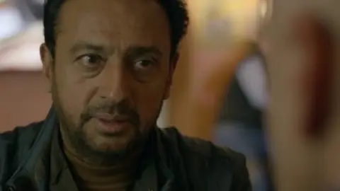 Vlcsnap.mkv-frame014705.th.jpg