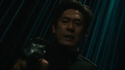 Phantom.2023.1080p.BluRay.Hindi.5.1-Korean.ESub.x264-HDHub4u.Tv.mkv.0009.th.jpg