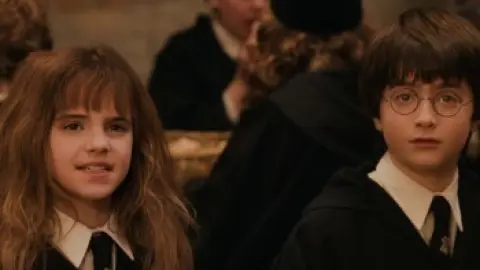 Harry.Potter.and.the.Philosophers.Stone.2001-00_47_53_00.th.jpg
