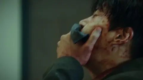 The.Childe.2023.1080p.WEB-DL.Hindi.5.1-Korean.ESub.x264-HDHub4u.Tv.mkv.0009.th.jpg