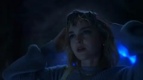 FG58FJX.th.jpg