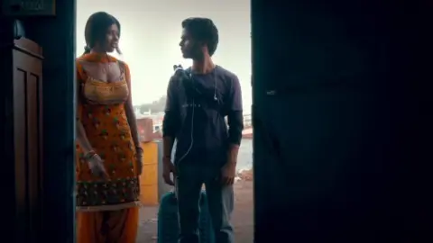 Indori-Ishq-36596aeebda664f78.md.jpg