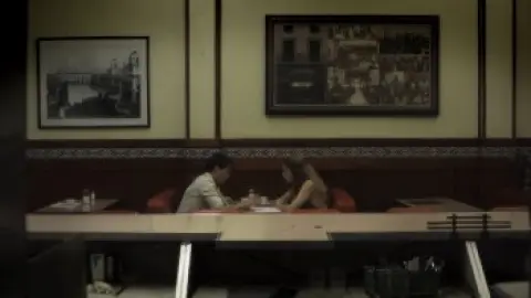 The.Caller.2011.1080p.BluRay.Hindi.2.0-English.5.1.ESub.x264-HDHub4u.Tv.mkv.0004.th.jpg