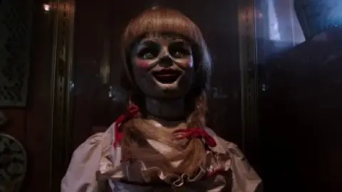 The.Conjuring.2013.00_18_11_16.th.jpg