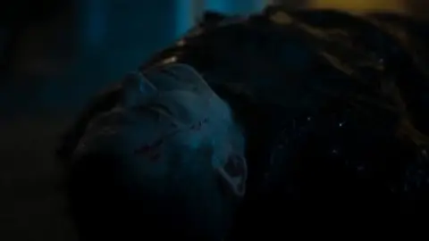 My.Name.Is.Vendetta.2022.1080p.WEB-DL.Hindi.English.AAC.5.1.ESub.x264-HDHub4u.Tv.mkv.0005.th.jpg