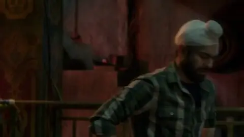 Fukrey.3.2023.1080p.WEB-DL.5.1.ESub.x264-HDHub4u.Tv.mkv.0004.th.jpg
