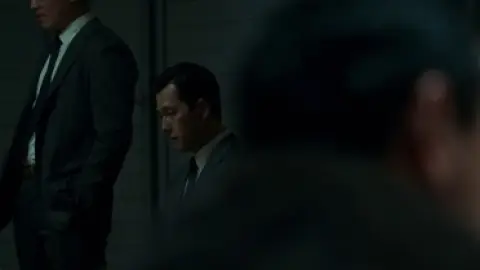 Hunt.2022.1080p.BluRay.Hindi.AAC.5.1-Korean.ESub.x264-HDHub4u.Tv.mkv.0003.md.jpg