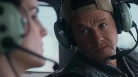 Download Flight Risk 2025 Hindi Dubbed BluRay Full Movie