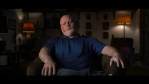 The.Devil.on.Trial.2023.1080p.WEB-DL.Hindi.5.1-English.ESub.x264-HDHub4u.Tv.mkv.0002.th.jpg