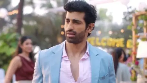Oops.Ab.Kya.S01.00_09_23_06.th.jpg