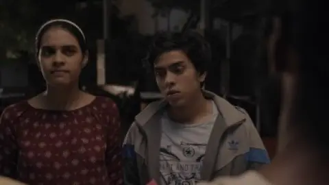 Hostel.Daze.S01.E04.Hindi.1080p.WEB-DL.5.1.ESub.x264-HDHub4u.Tv.mkv.0008.th.jpg