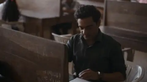 Half.CA.S01E03.1080p.WEB-DL.AAC.2.0.ESub.x264-HDHub4u.Tv.mkv.0005.th.jpg