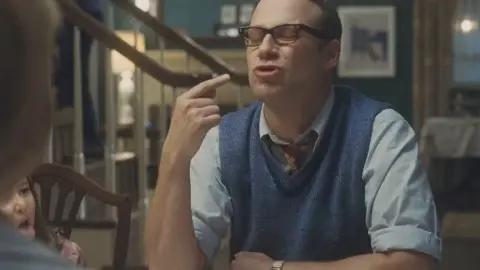 The.Fabelmans.2022.1080p.WEB-DL.Hindi.5.1-English.5.1.ESub.x264-HDHub4u.Tv.mkv.0000.md.jpg
