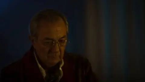 My.Name.Is.Vendetta.2022.1080p.WEB-DL.Hindi.English.AAC.5.1.ESub.x264-HDHub4u.Tv.mkv.0004.th.jpg